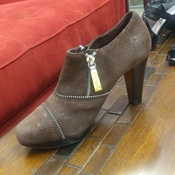 Pilar Abril bootie Size 37 - Picture 2 of 2